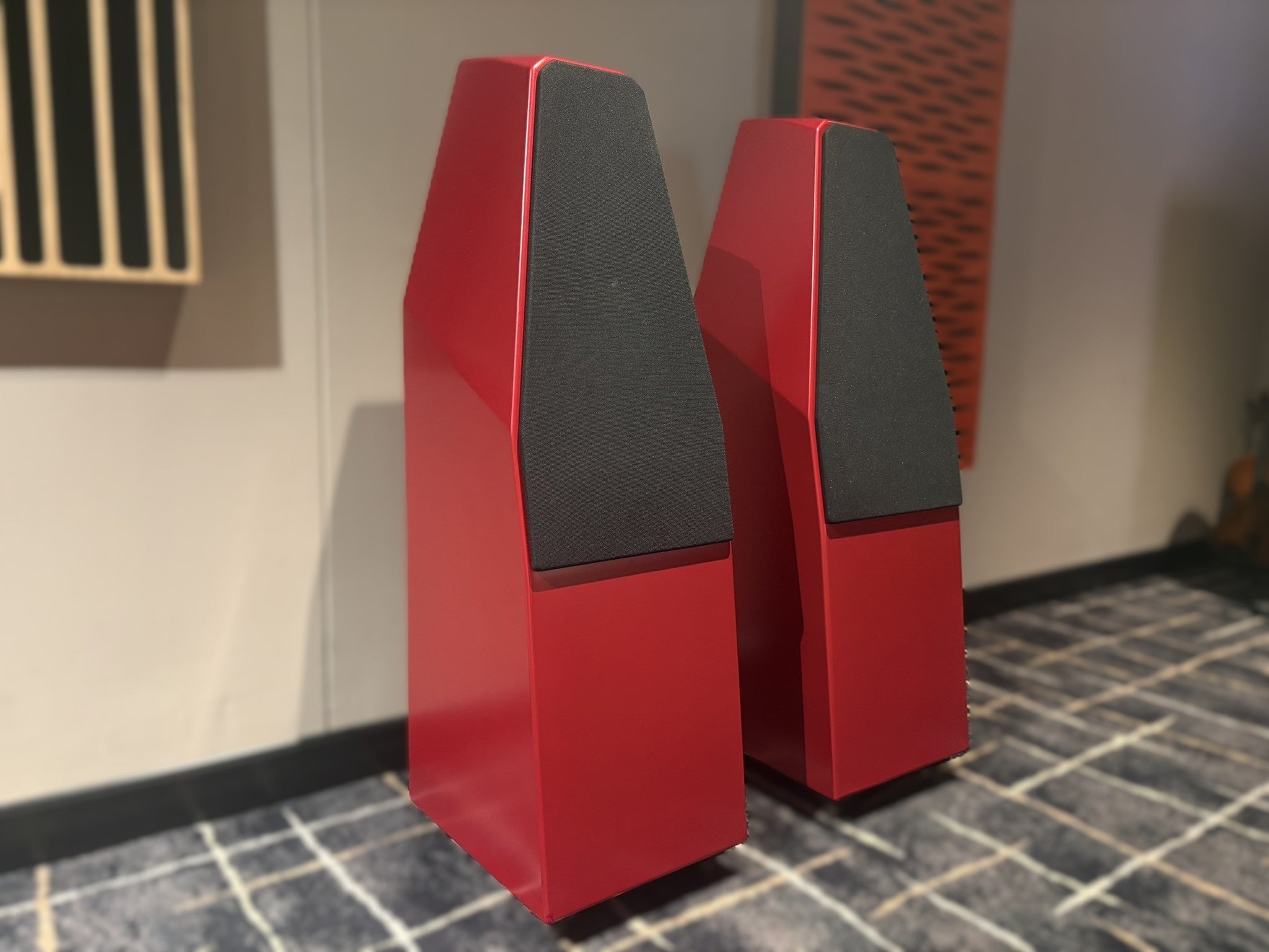 Wilson Audio Sabrina X Floorstanding Speakers, Crimson Red - As Traded