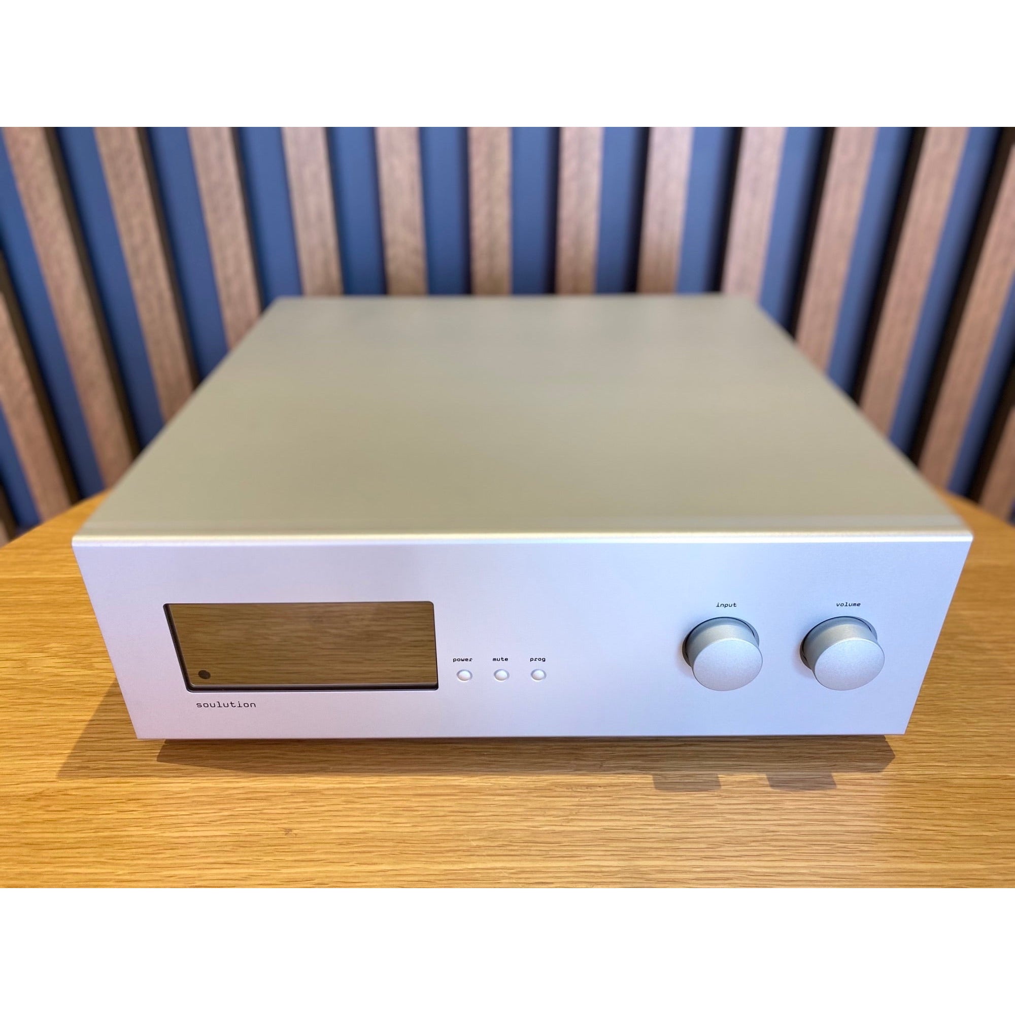 Soulution 721 Preamplifier with 725 Upgrade - Consignment