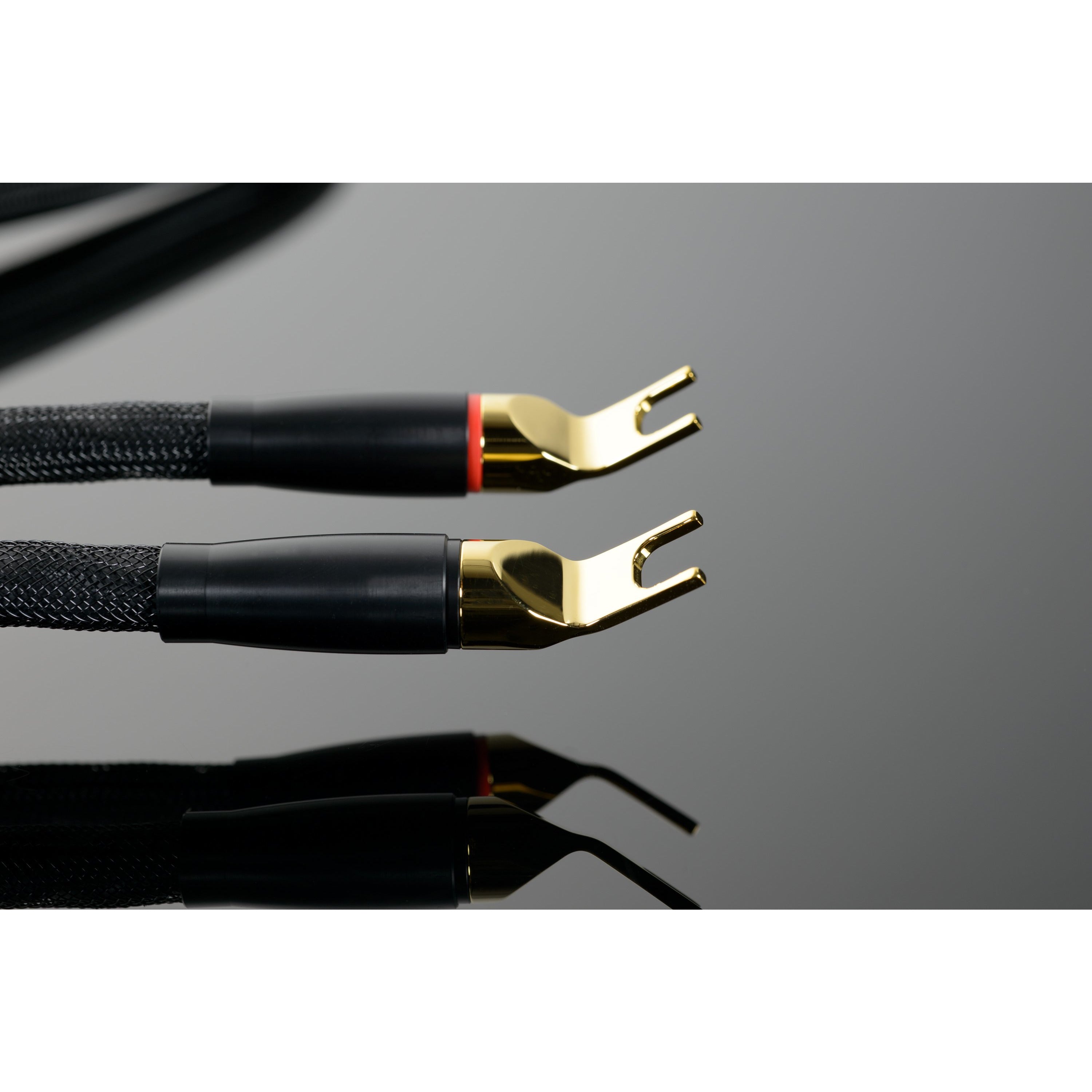 Transparent Magnum Opus Speaker Cable Closeup Spades