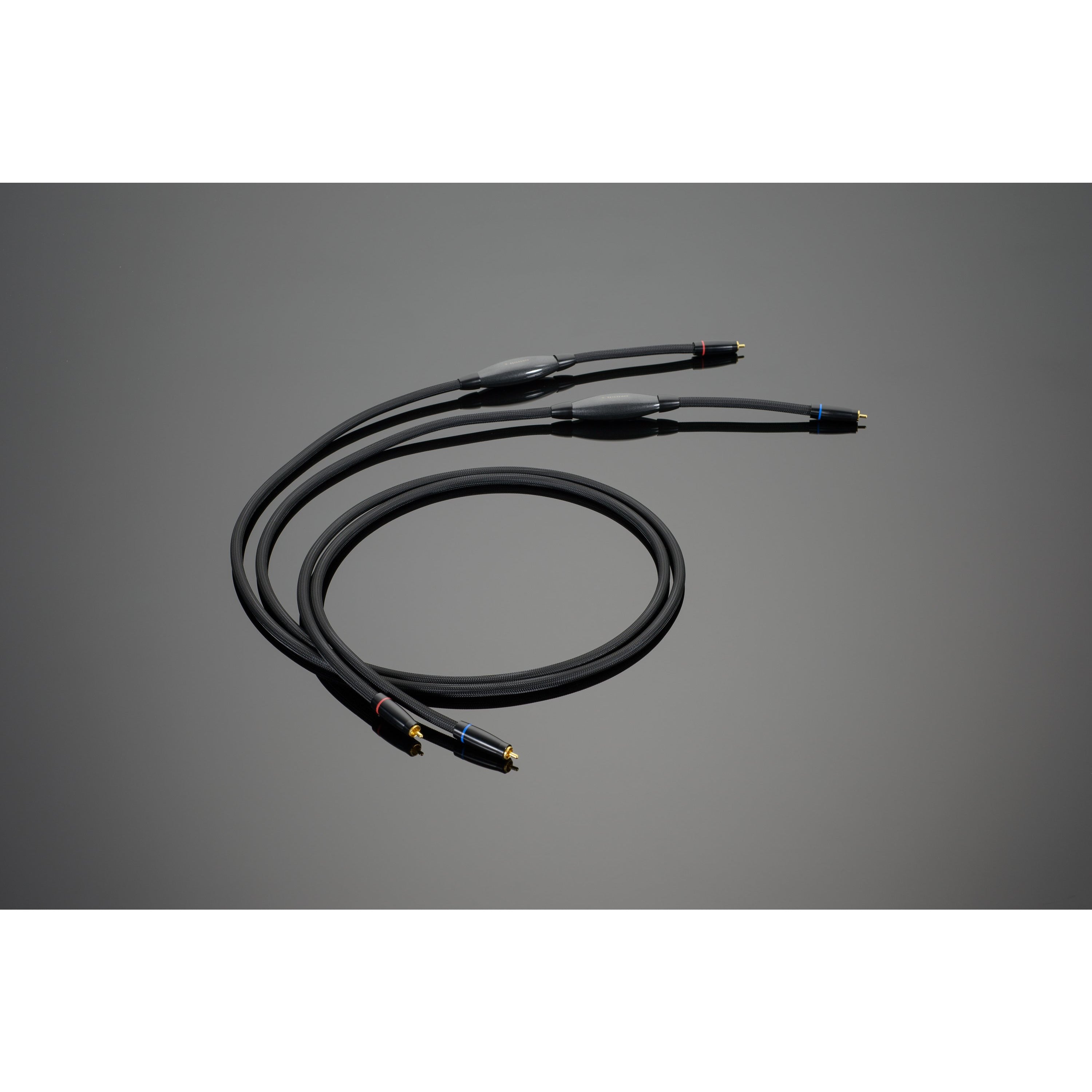 Transparent Reference Gen 6 RCA Interconnect